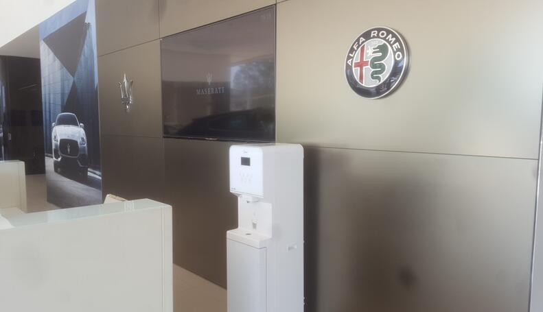 瑪莎拉蒂銷售展廳商用直飲機使用案例 瑪莎拉蒂銷售展廳商用直飲機使用案例